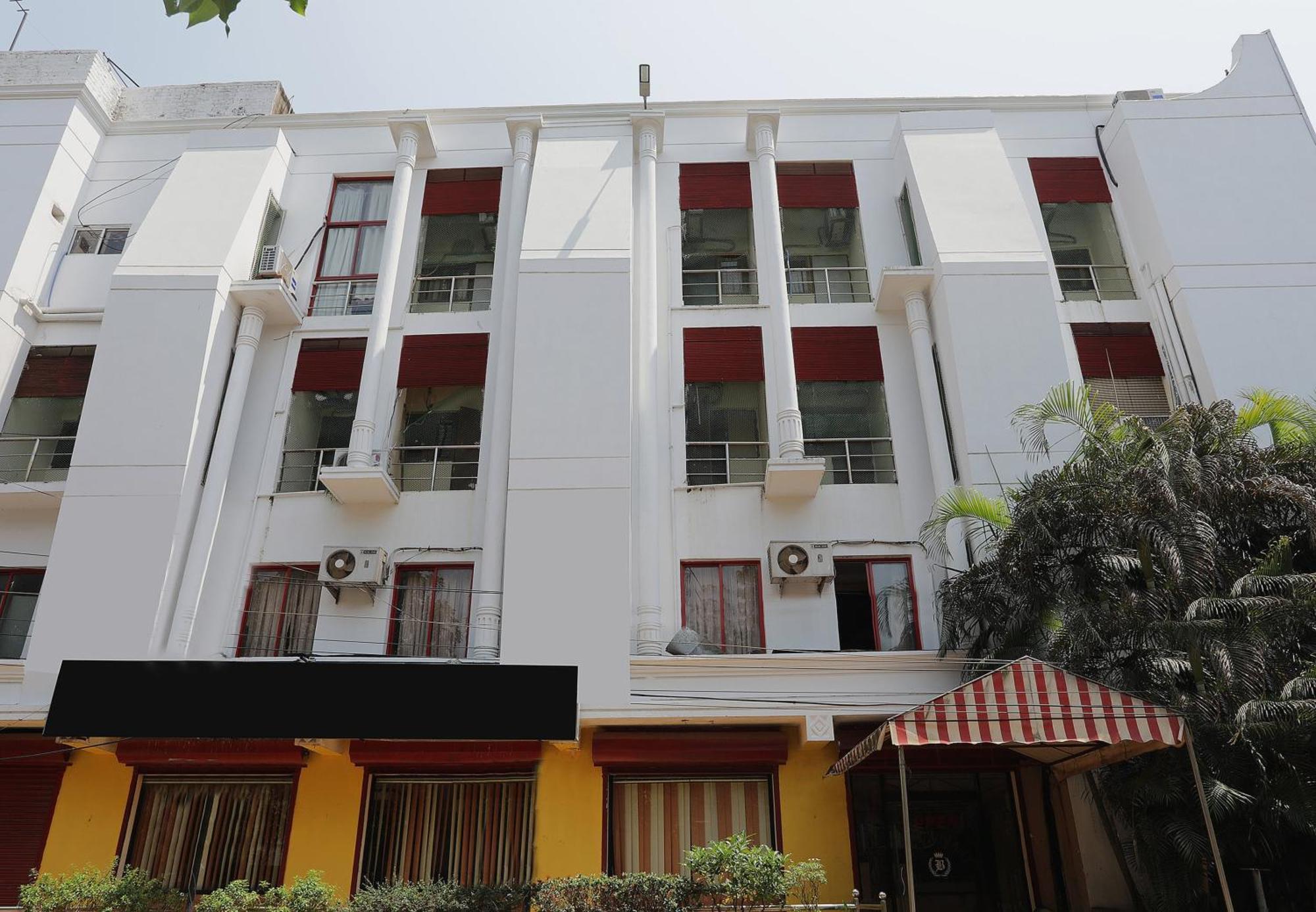 Hotel Nayapalli Bhubaneswar Bagian luar foto