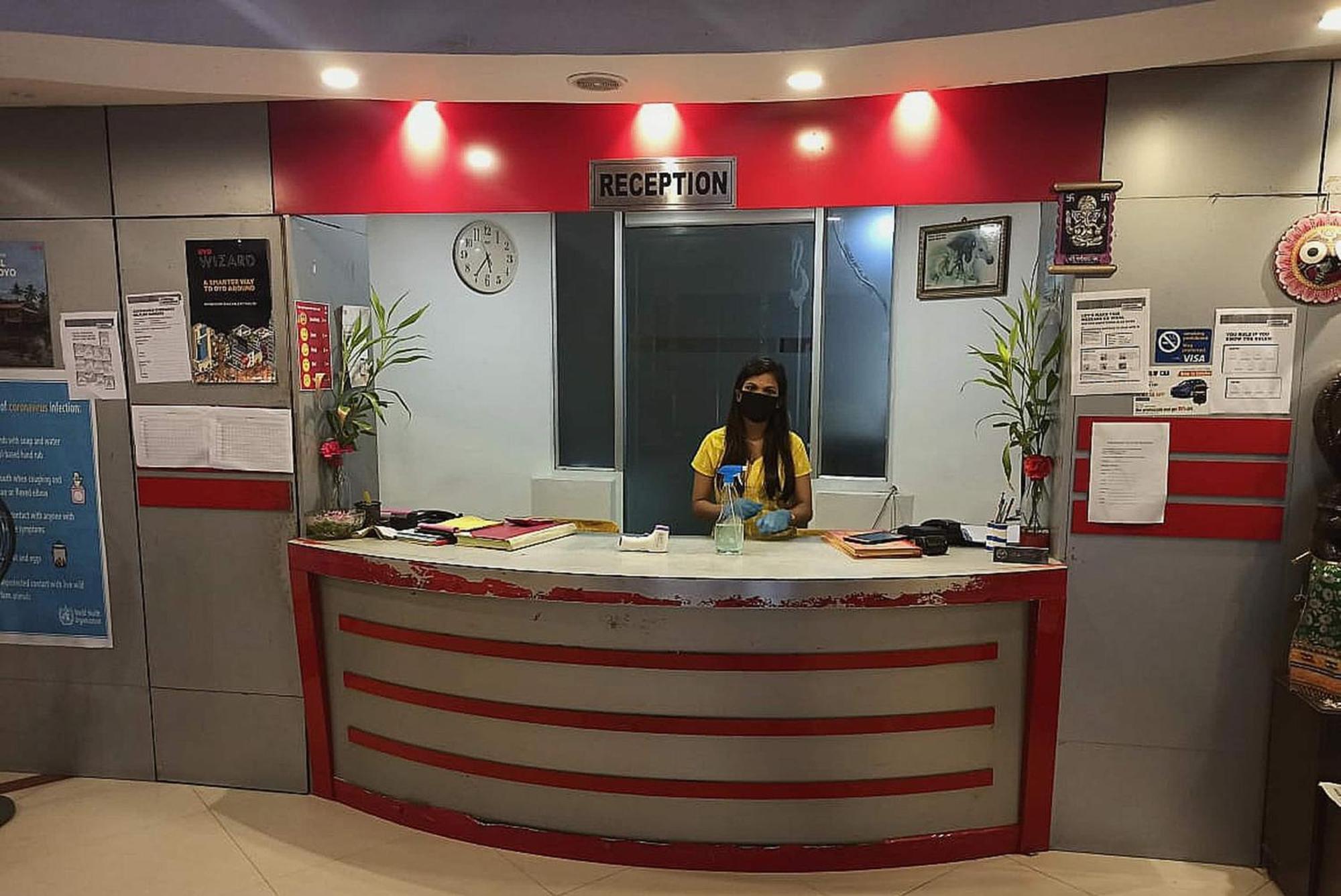 Hotel Nayapalli Bhubaneswar Bagian luar foto